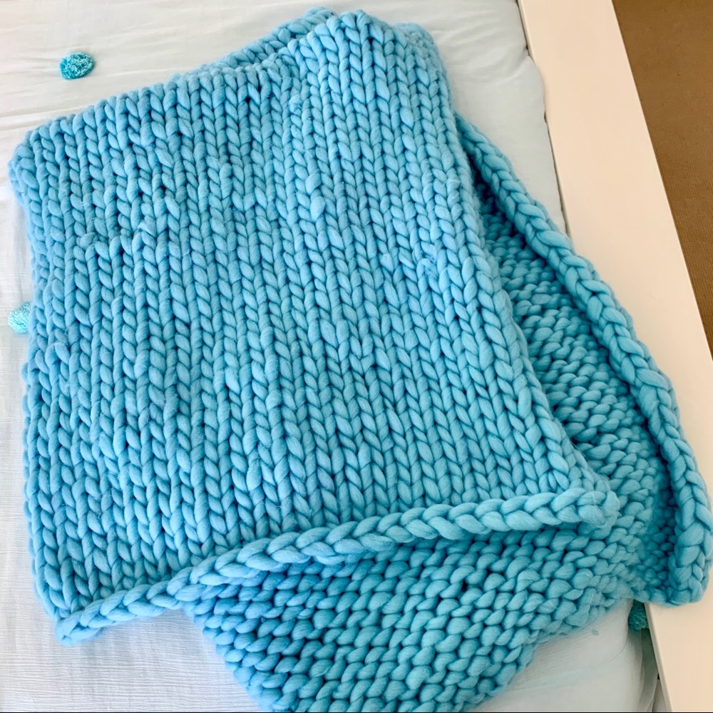 Blue Chunky Knit Blanket